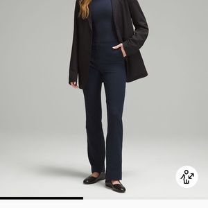 Lululemon Smooth Fit Pull-On High Rise Pant. Size 8. New with tags!